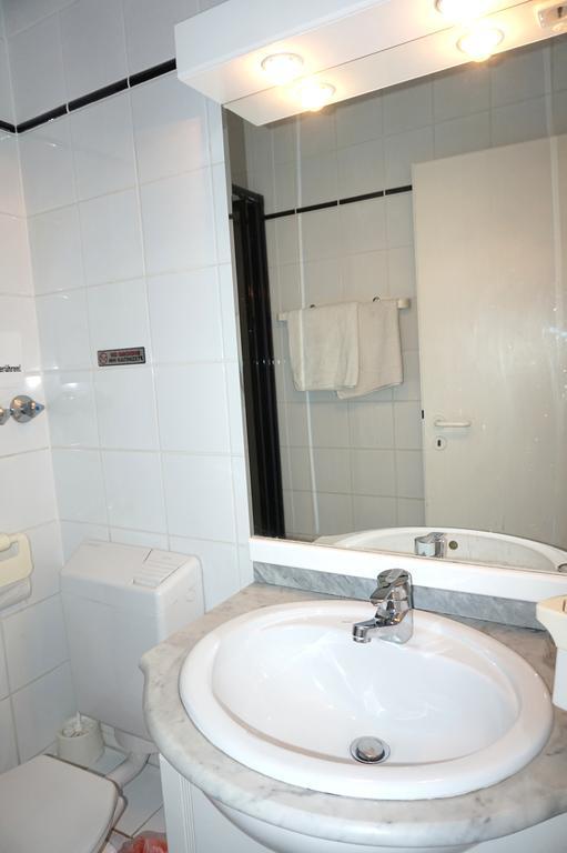 Artus Hotel Düsseldorf Extérieur photo